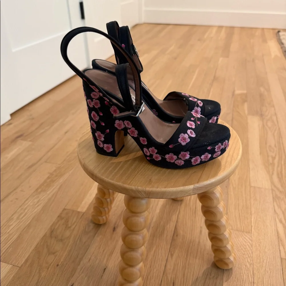 Tabitha Simmons Canvas Floral Print Heel
